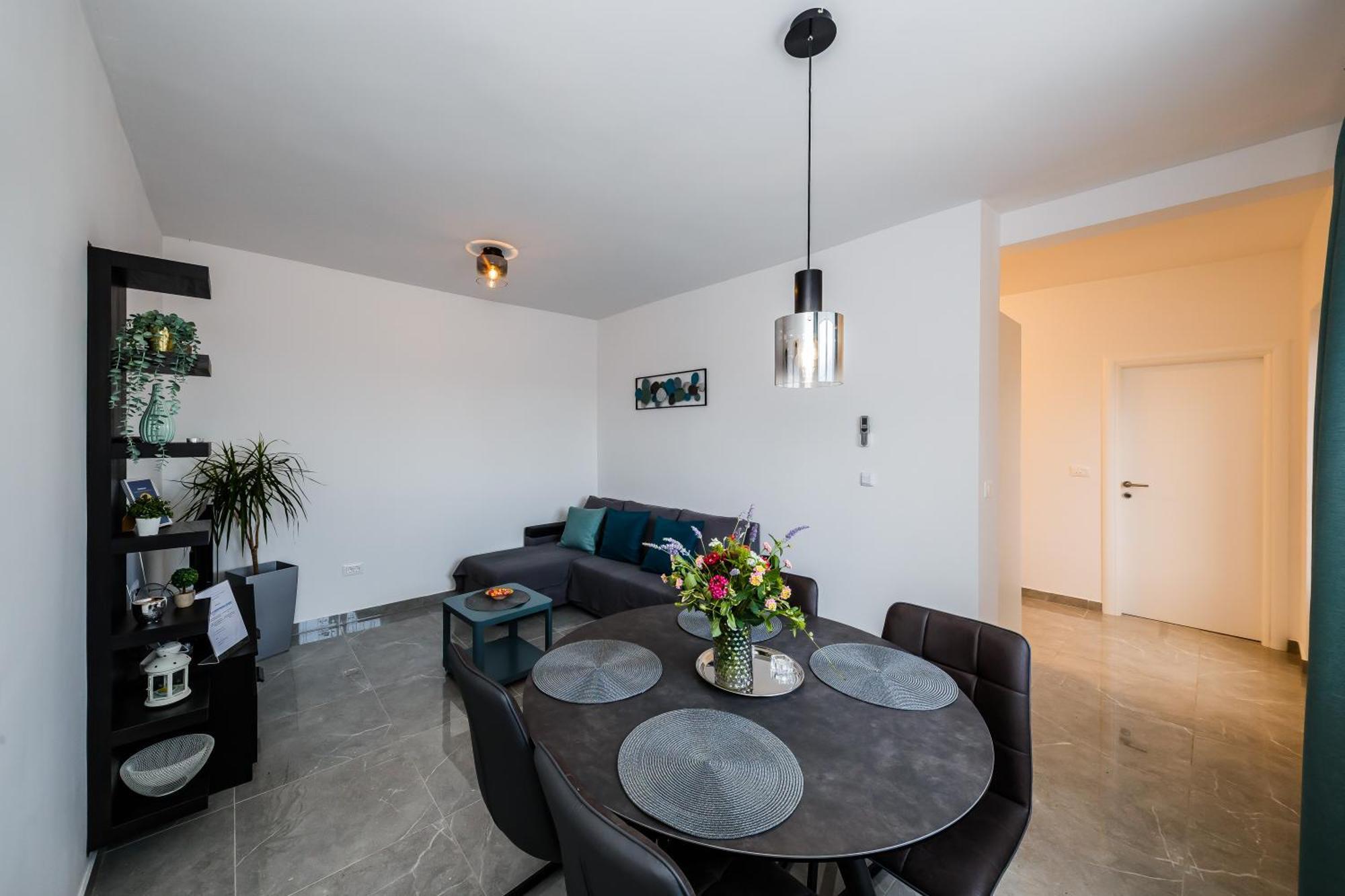 Apartmani Ujakovic Kaštela 外观 照片