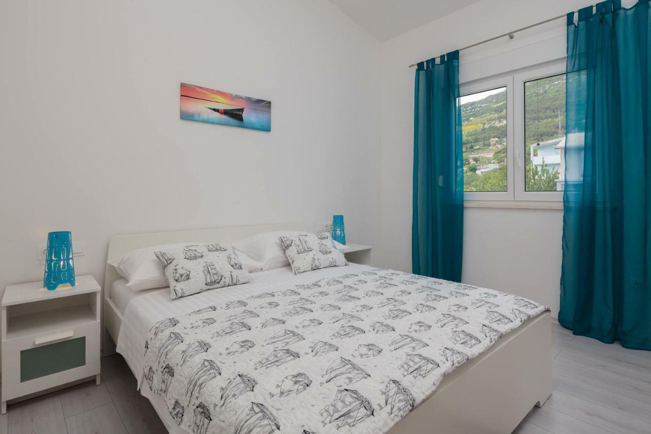 Apartmani Ujakovic Kaštela 外观 照片