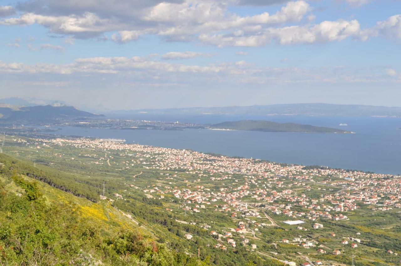 Apartmani Ujakovic Kaštela 外观 照片