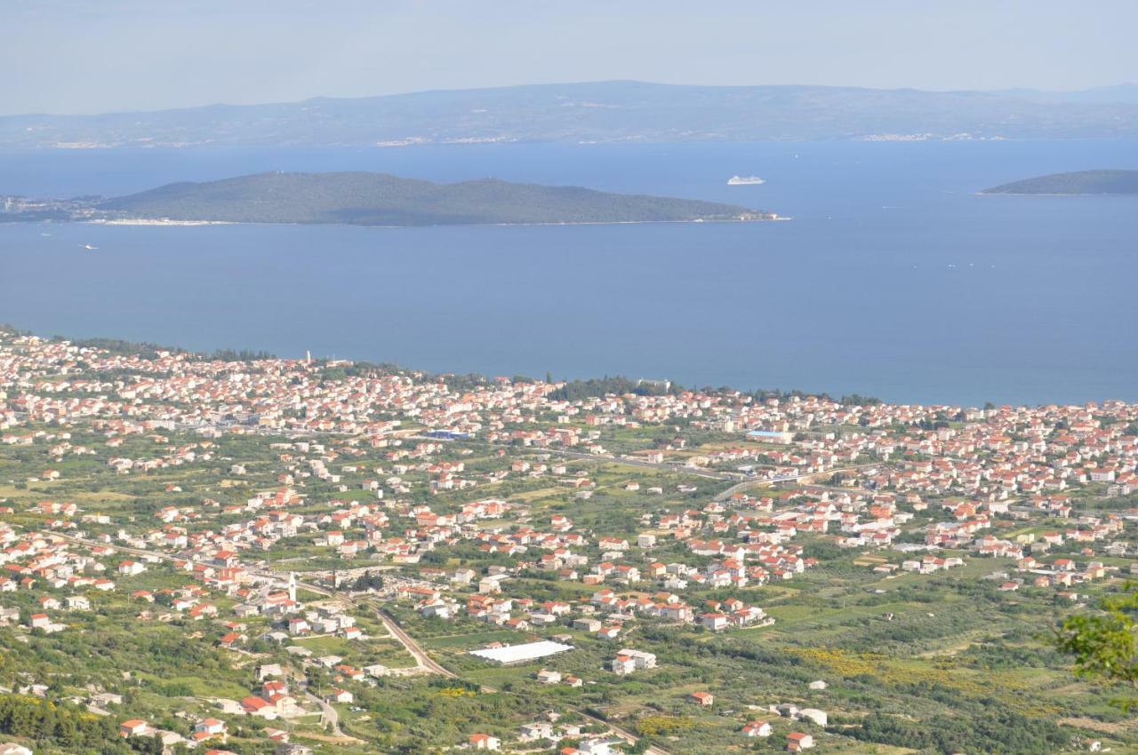 Apartmani Ujakovic Kaštela 外观 照片