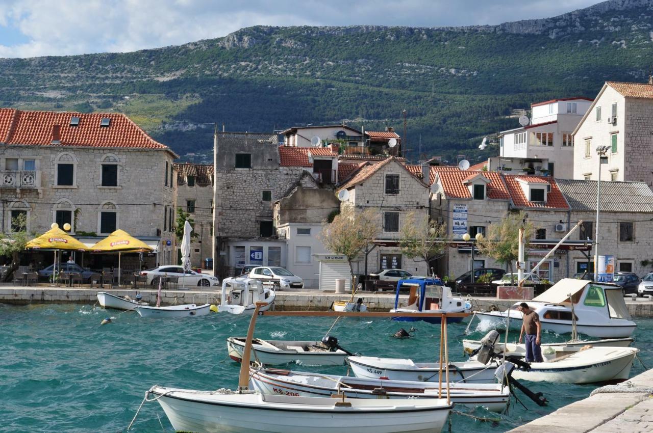 Apartmani Ujakovic Kaštela 外观 照片
